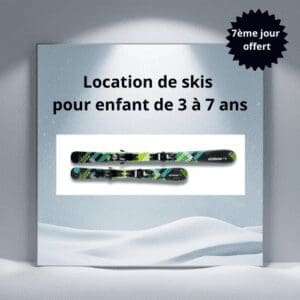 Skis pour enfants en location à Guillestre, conçus pour les jeunes skieurs de 3 à 7 ans avec la technologie U-Flex.